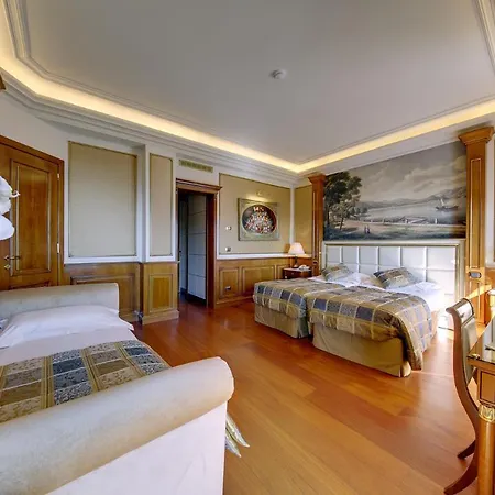 Splendid Hotel 4*