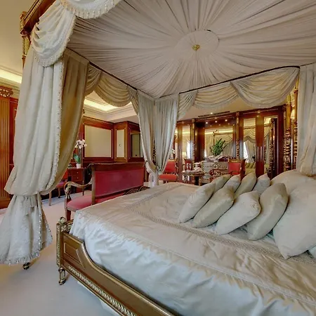 Splendid Hotel 4*