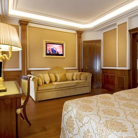 Splendid Hotel 4*